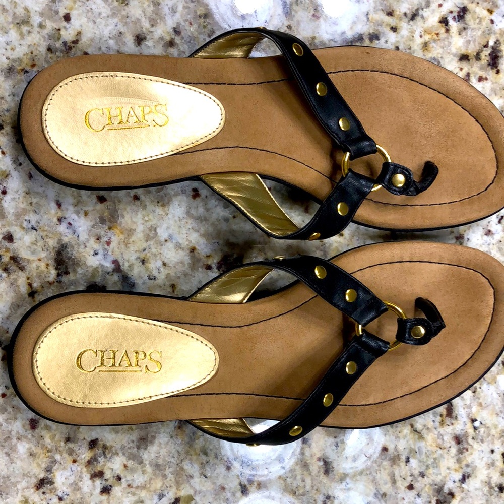 Woman’s Chaps Sandles